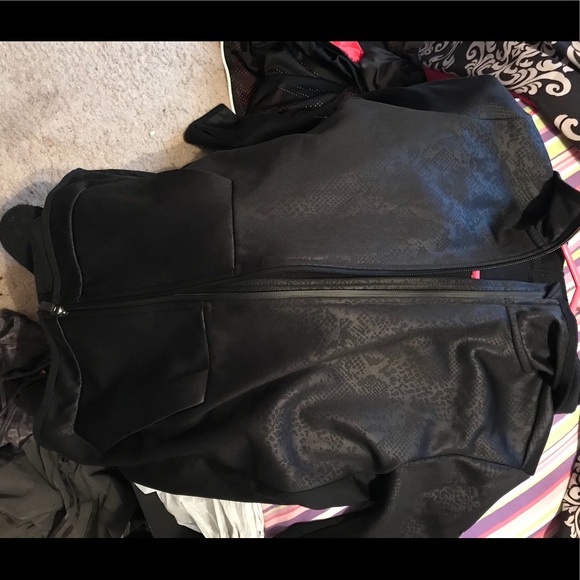 Nike Dri-fit Jacket - Picture 2 of 4